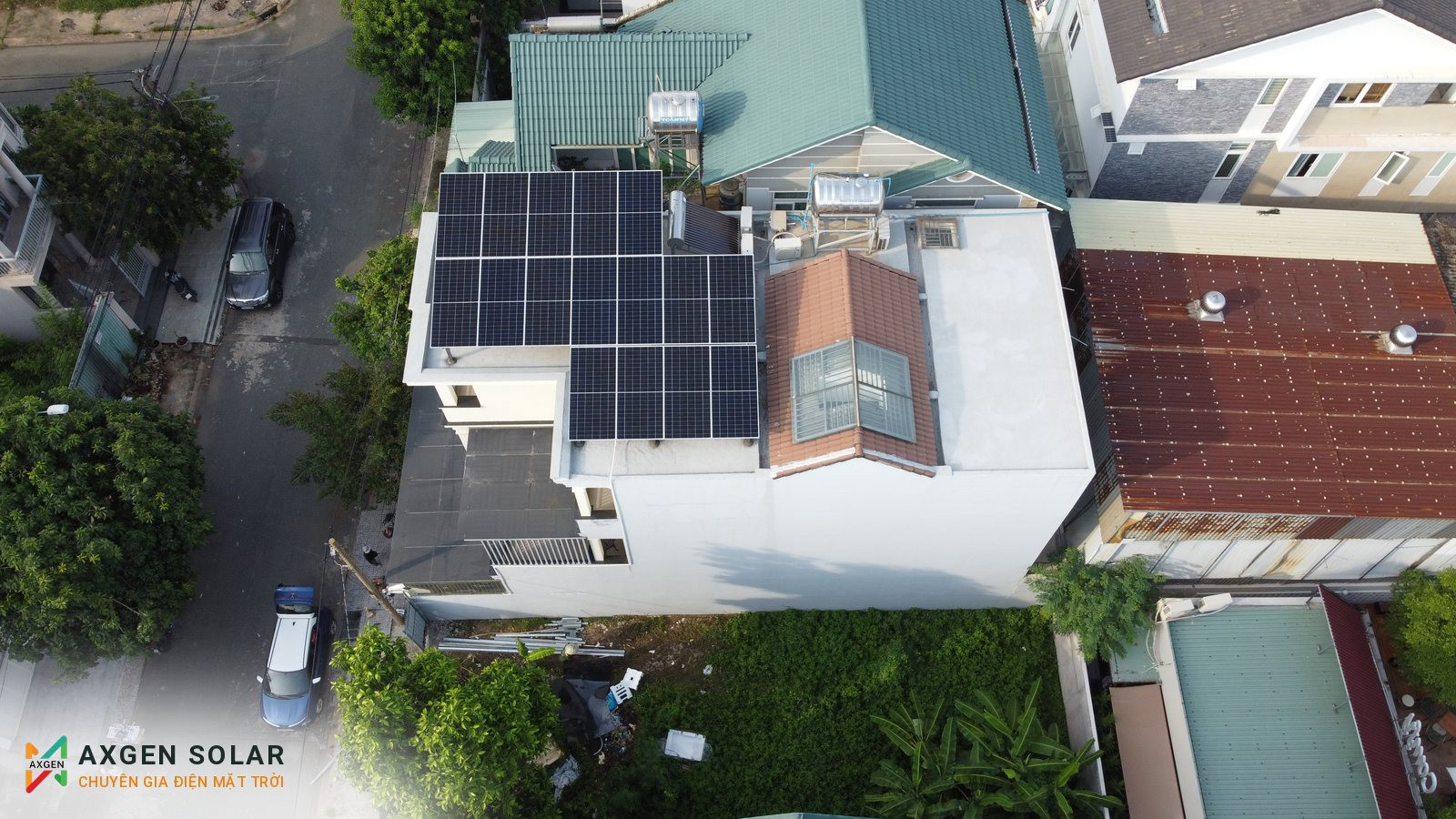 Nhà anh Dũng, Thủ Đức – 10,08 kWp + pin 30 kWh – ảnh flycam 1
